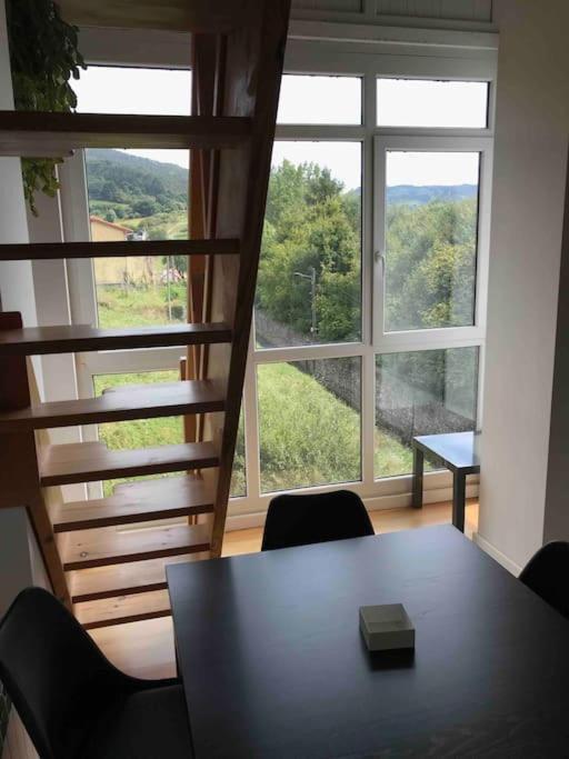 Precioso Atico Con Parking Privado. Vistas Al Rio Apartment Limpias Exterior photo